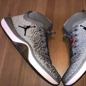 Air Jordan Mid Trainer 1 (rare) - Cool Grey - Used - Size 12